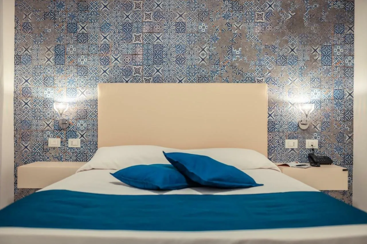 Nautilus Hotel Giardini Naxos 4*,