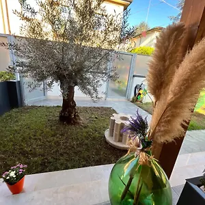 Frühstückspension La Casa Di Ale