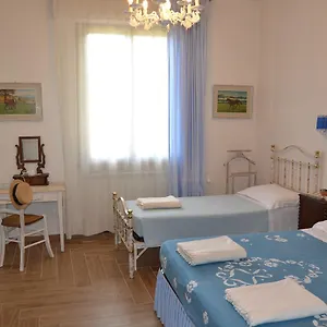 Il Poggiolino 3*, Molino del Piano Italia
